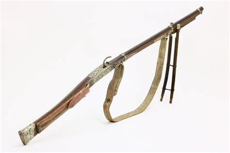 An antique Tibetan matchlock musket. www.mandarinmansion.com | Tibetan, Musketeers, Weapon ...