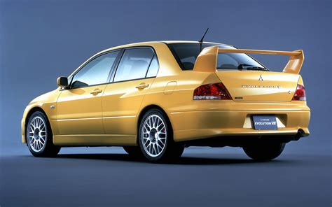 2002 Mitsubishi Lancer - Information and photos - MOMENTcar