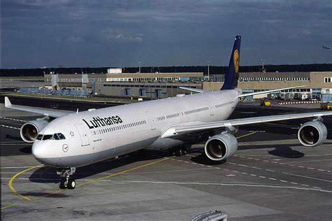 Airbus A340-600 - Lufthansa