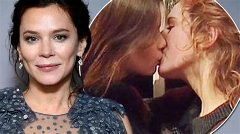 Anna Friel admits she's terrified about being naked in new lesbian ...