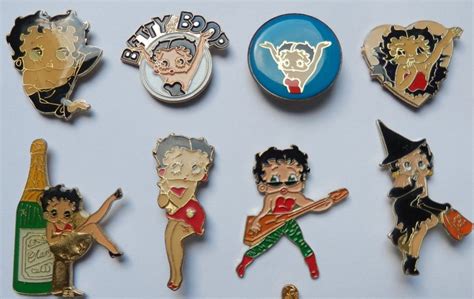 19 Betty Boop Pin Collection Metal Pins - Catawiki