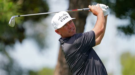 Golf: Chez Reavie leads field in Columbus qualifier for U.S. Open