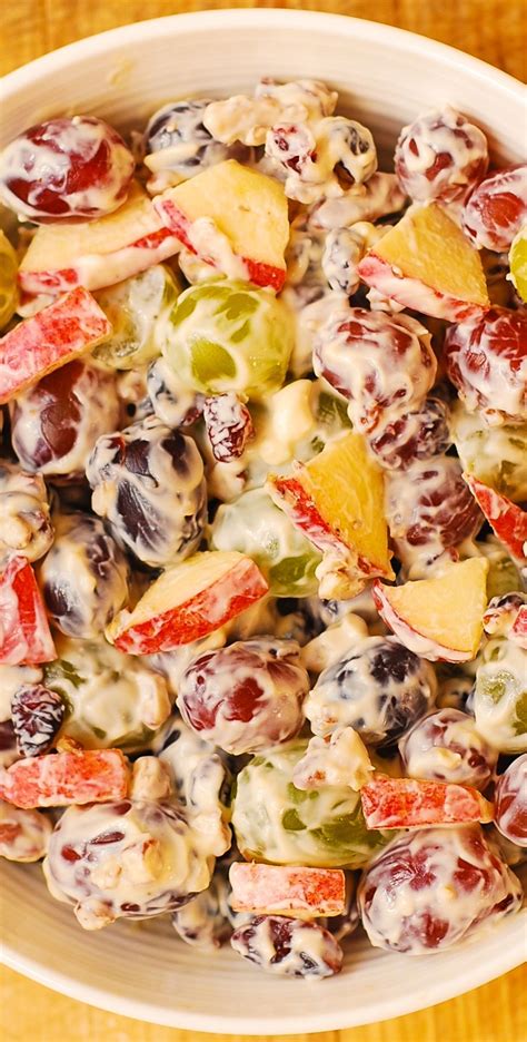 Creamy Vanilla Grape & Apple Salad with Cranberries and Pecans ...