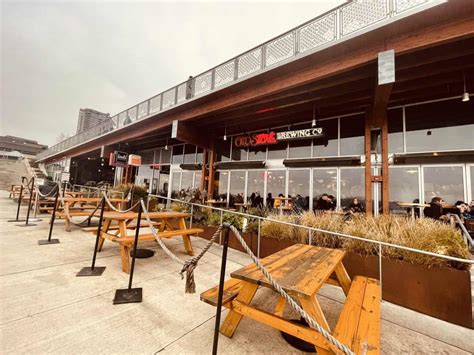 Seattle Rooftop Bars That'll Surprise You With Their Beautiful Views