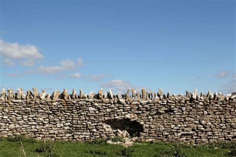 Categoría «Dunraven castle ruins» de imágenes, fotos de stock e ...