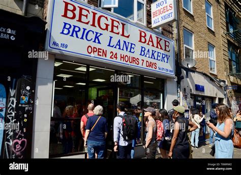 Beigel shop brick lane london hi-res stock photography and images - Alamy