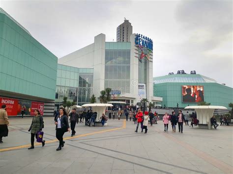 Cevahir Shopping Center, Istanbul, Turkey Editorial Photography - Image of market, attraction ...