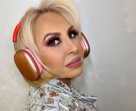 Laura Bozzo debuta como DJ en CDMX; así fue su show |VIDEO