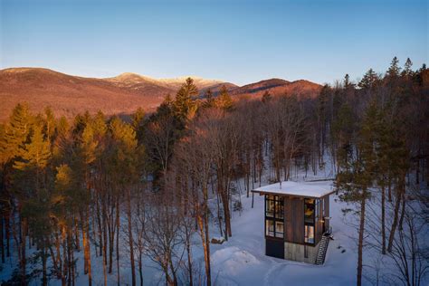 Vermont Cabin | Cozy winter cabin, Vermont, Winter cabin