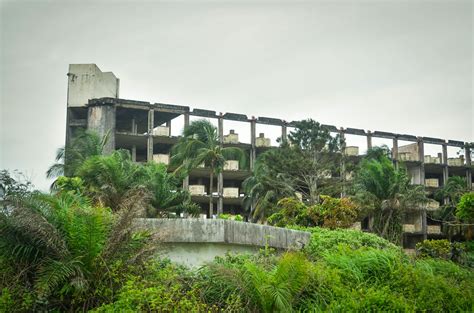 Ruins of Hotel Africa, Monrovia, Liberia | Taken on 03 Augus… | Flickr