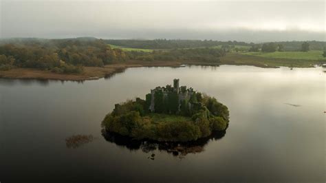 The History of the Peerage of Ireland - Irish Family History Centre