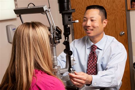 Glaucoma Specialists & Treatment Options | Conditions | UW Health