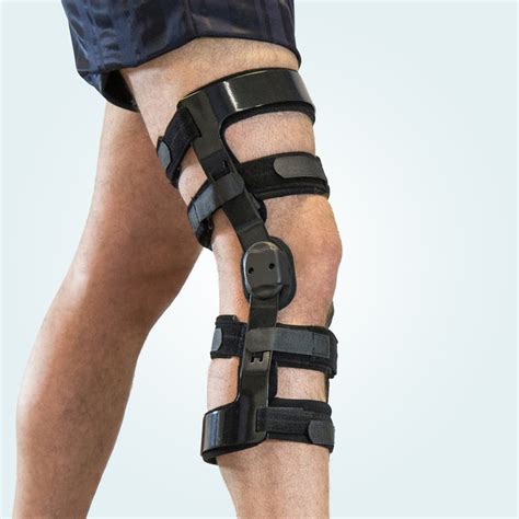 Supports & Braces: Knee Injuries | BeneCare Direct