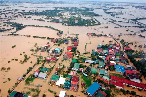 500,000 Bulacan residents battle floods | ABS-CBN News