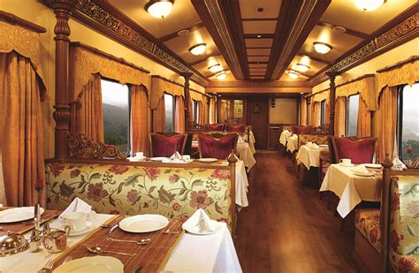 karnataka luxury train – Golden Chariot