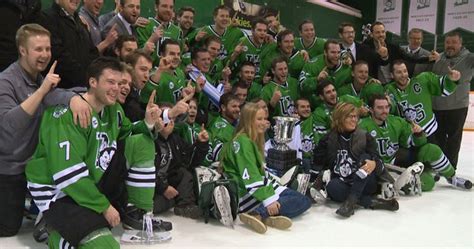 Saskatchewan Huskies men’s hockey team wins Canada West - Saskatoon ...