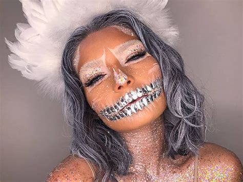 Best Halloween Glitter Makeup Ideas | Makeup.com | Makeup.com