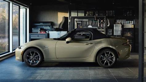 2023 Mazda MX-5 Revealed With Zircon Sand Paint And Small Price Bump