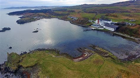 Day Trip to Islay, distilleries, golden sands • Wingly