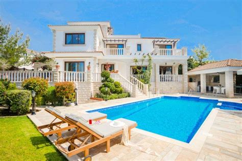 Luxury Villas in Cyprus: Your Ultimate Vacation Retreat