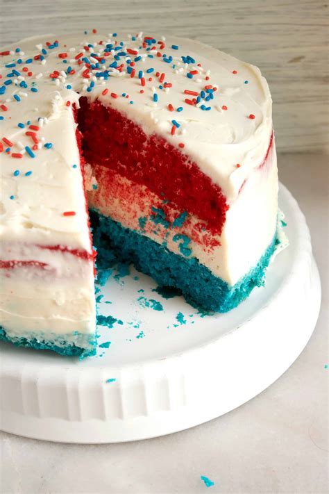 Red White and Blue Cake with Cheesecake Layer | Recipe | Cake, Cake recipes at home, Blue cakes