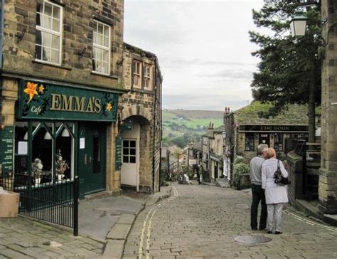 Walking to Wuthering Heights: The Brontës' Yorkshire Yorkshire Dales, North Yorkshire, David ...