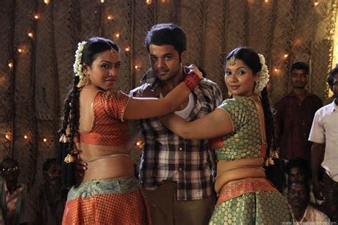 Nanbargal Kavanathirku Tamil Movie Hot Item Song Stills - HD Latest ...