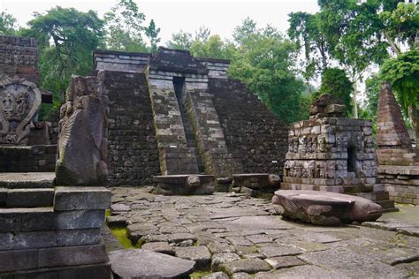 Cultural Profile: Majapahit, Ruins of Indonesia's Hindu Precursor ...