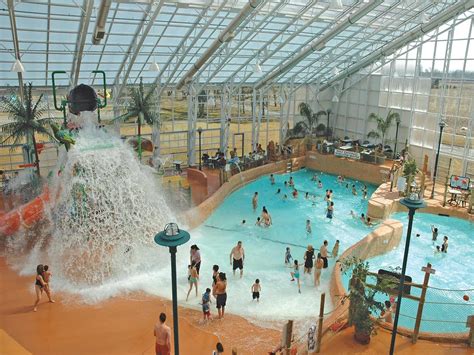 Americana Waterpark Resort & Spa | Niagara Falls Hotels and Resorts