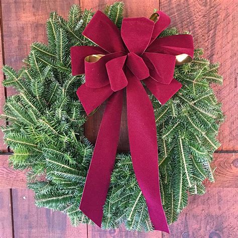 Plain Balsam Fir Wreath with Burgundy Bow