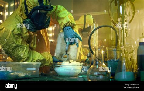 Meth lab equipment hi-res stock photography and images - Alamy