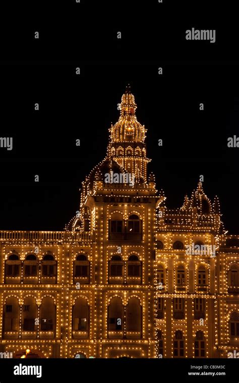 Mysore palace illumination, india hi-res stock photography and images ...