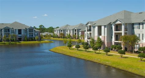 Arbor Trace Apartments - 40 Reviews | Lynn Haven, FL Apartments for Rent | ApartmentRatings©