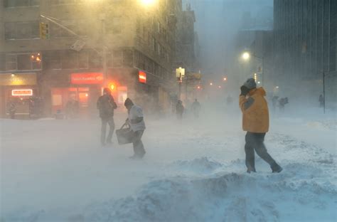 Historic bomb cyclone winter storm charges up the east coast • Earth.com