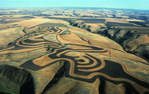 Contour farming | Description, Uses, & Benefits | Britannica