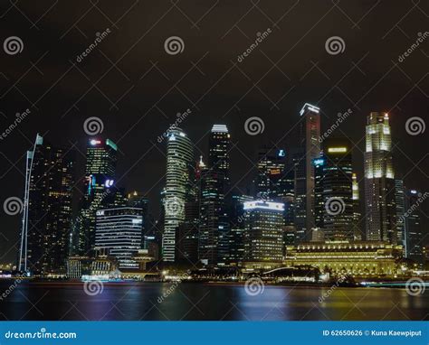 Towers in Singapore by Night Editorial Photo - Image of water, marina ...