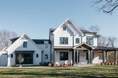Modern Farmhouse with Wrap-around Porch - Home Bunch Interior Design Ideas