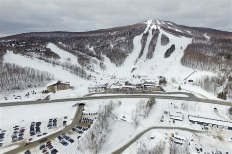 10 Best Ski Resorts in Vermont - Where to Find Vermont's Best Skiing ...