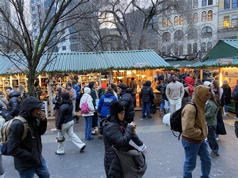 The Union Square Holiday Market - Famous Festive Shopping Fun | Traxplorio