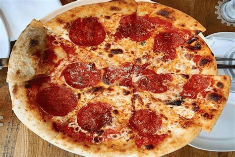 Where To Find The Best Pizza in San Diego - American Eats