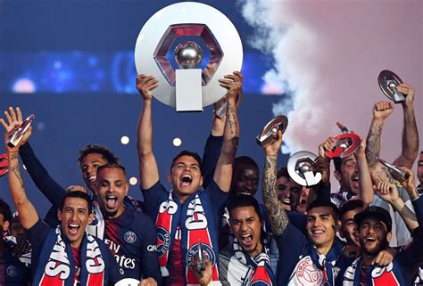 Watch PSG Celebrate 2018-19 Ligue 1 Title - PSG Talk