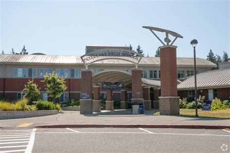 Interlake Senior High School, Rankings & Reviews - Homes.com