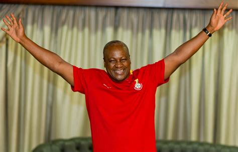 A closer look at Ex-President John Mahama as he turns 60 today - Prime News Ghana