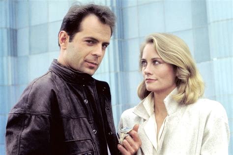 We love Bruce Willis, so why can't we watch Moonlighting? | EW.com