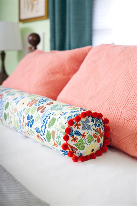 DIY Sewing a Bolster Pillow - New Craft Works