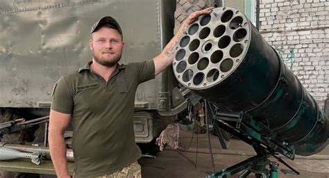 Ukrainian Artisans Created an MLRS Out of a russian Helicopter Rocket ...