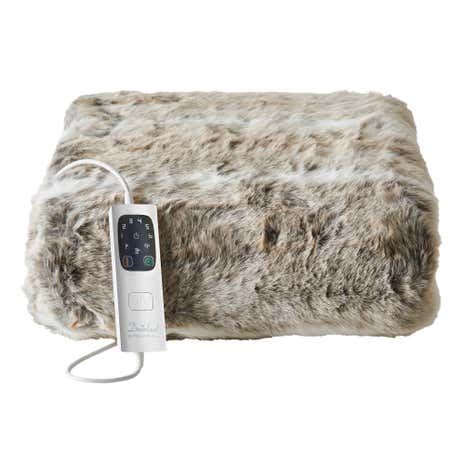 Dreamland Relaxwell Faux Fur Heated Throw | Dunelm