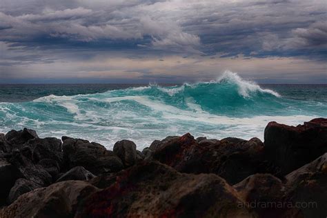 Pacific ocean during a hurricane watch - andramara.com