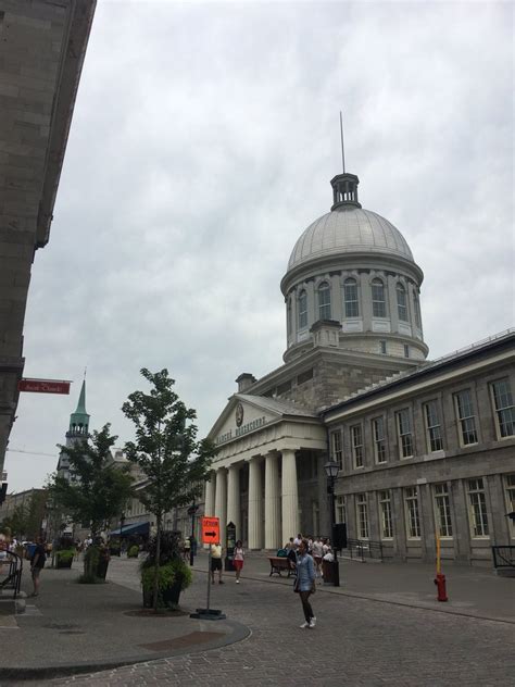 Enjoy this Self-Guided Walking Tour of Old Montreal