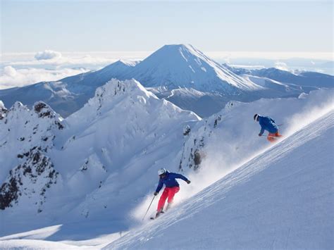 Ski Tour or Transport to Mt Ruapehu from Auckland - Cheeky Kiwi Travel